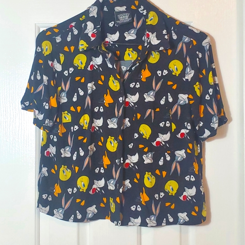 Looney Tunes Shirt